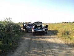 Дело в том чт все происходило в поле (ну не смогли разъехаться )  