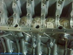 Стол V12 High