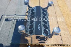 Стол V12 High