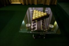 Стол V12 Luxury