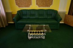 Стол V12 Luxury